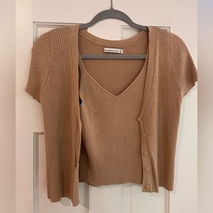 Abercrombie and Fitch cardigan and tank set (Size M, color oatmeal/tan)